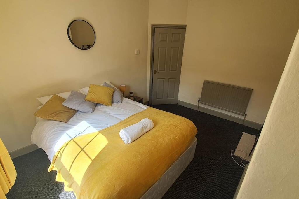 Free Netflix, Large House, Great Price Apartment Cardiff Exterior photo